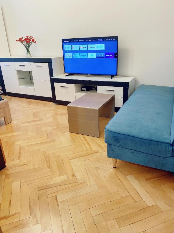 Apart Wiktoria Warsaw Luaran gambar