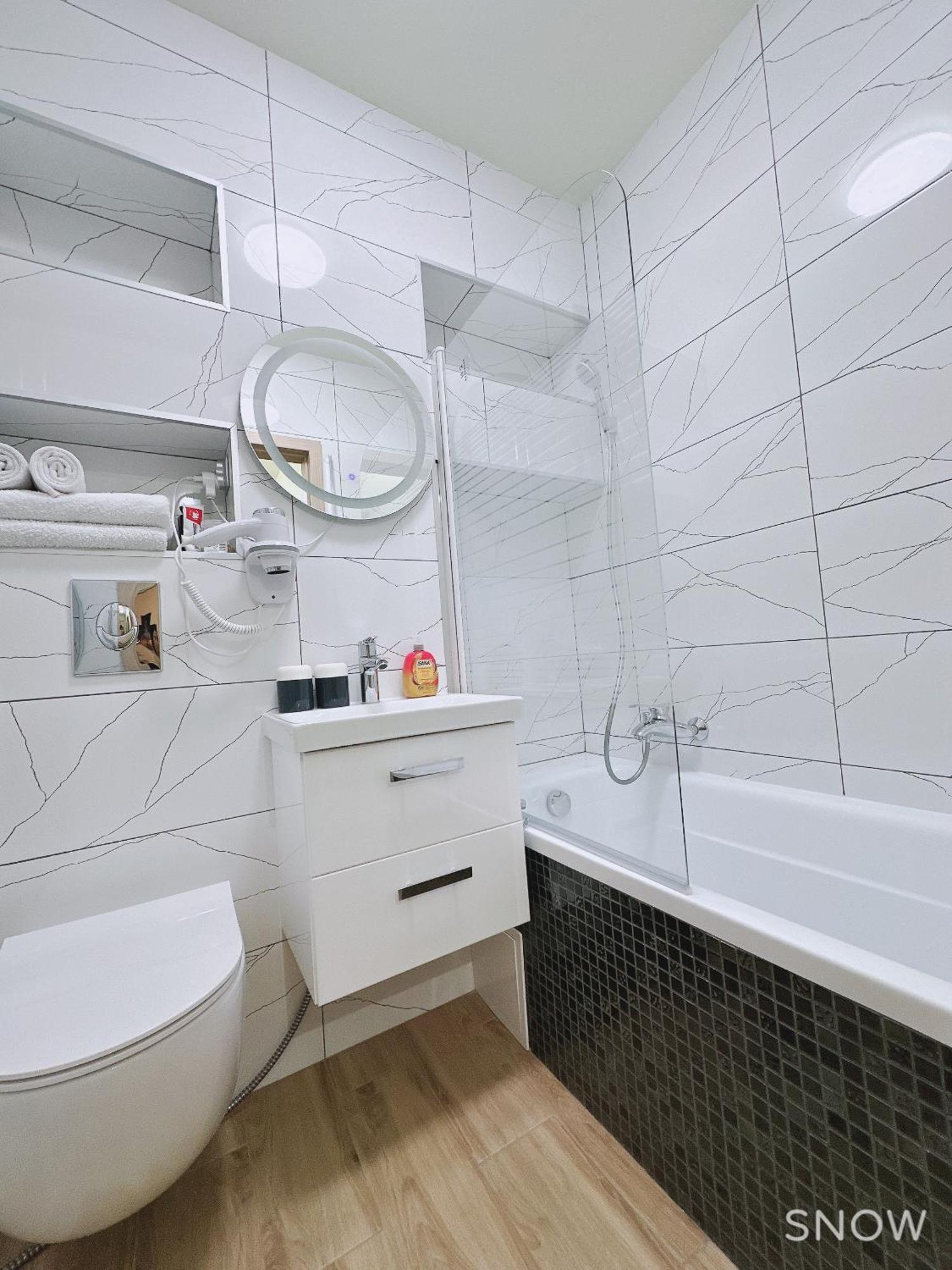 Apart Wiktoria Warsaw Luaran gambar